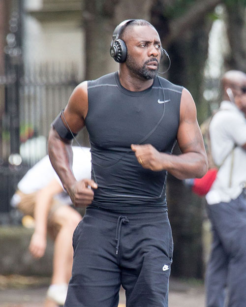 Idris Elba é eleito homem mais sexy do ano