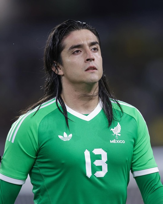 Goleiro Carlos Acevedo, do México