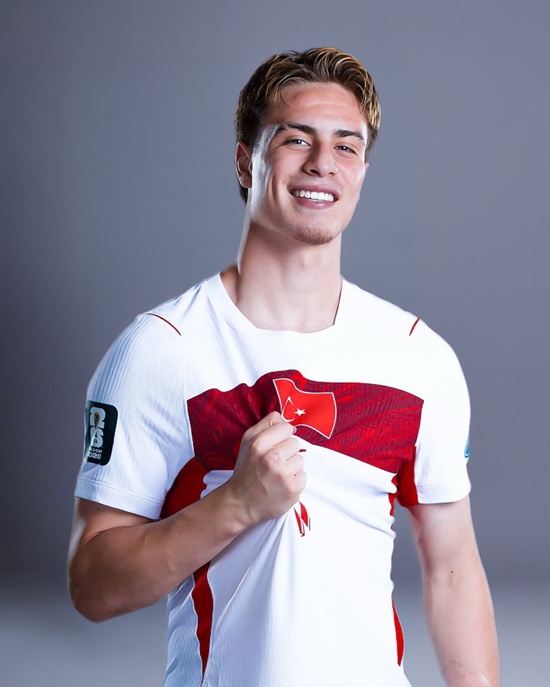 Kenan Yildiz, da Turquia