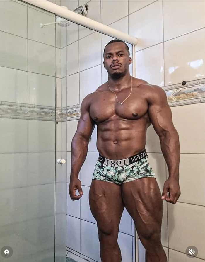 Wallace fonseca bodybuilder