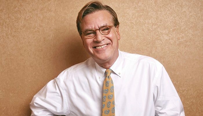 Aaron Sorkin critica obrigação de escalar só gays para papéis gays