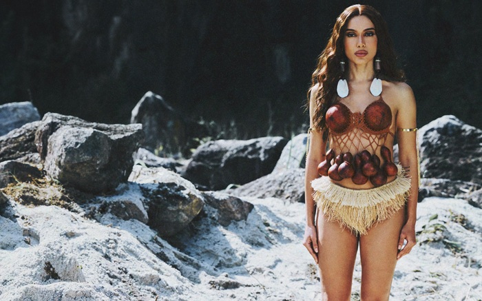Anitta estreia quinta música de Equilibrium II no Top 30 Gay Brasil