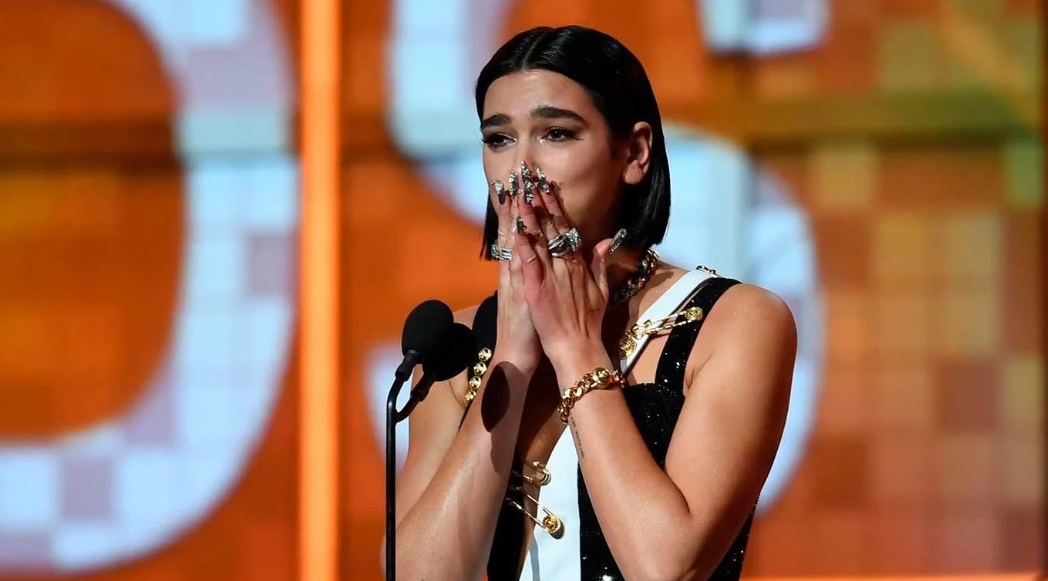 Dua Lipa emplaca sua melhor posição no Top 30 Gay Brasil com 'Don't Start Now'