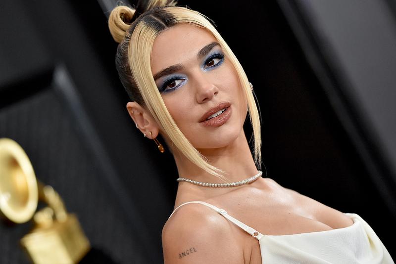 Dua Lipa emplaca 3 músicas no top 10 mundial de singles