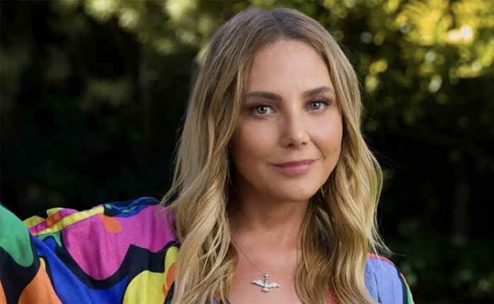 Heloísa Périssé vive relacionamento com mulher