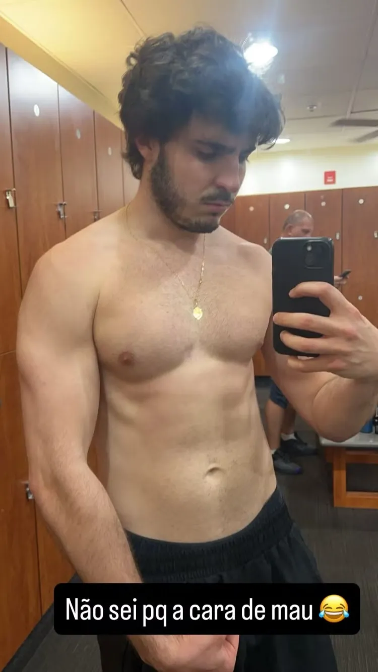 Corpo sarado do filho de Gugu: João Augusto Liberato