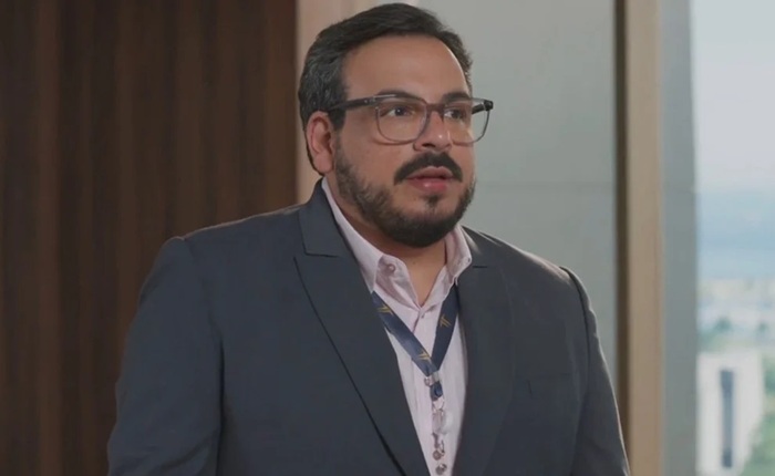 Luis Lobianco fala sobre lésbicas em Vale Tudo