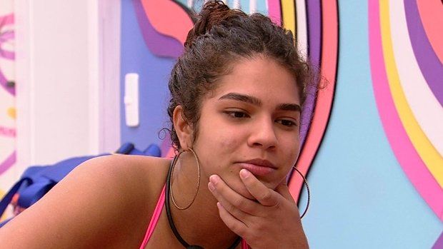 Bissexual, Maria é expulsa do BBB22