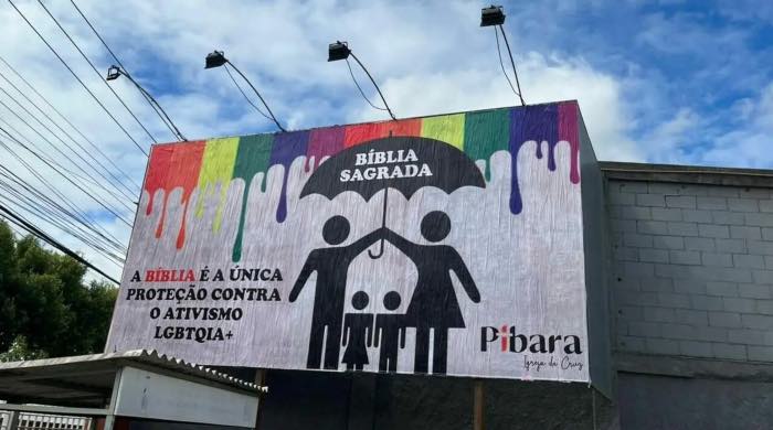 igreja outdoor lgbt justiça 