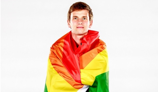 Jogador de futebol Collin Martin assume-se gay