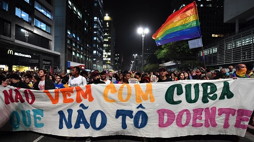 Derrota! 1º recurso contra a 'cura gay' é negado por juiz