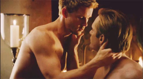 Super gay-friendly, série 'True Blood' deve virar musical